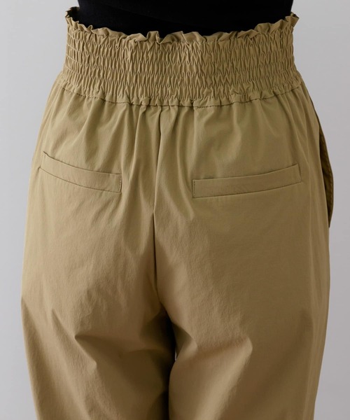 URBAN RESEARCH Sonny Label（アーバンリサーチサニーレーベル）の「ウエストシャーリングナイロンストレートパンツ（その他パンツ・レディース・ホワイト系その他/ブラック/ベージュ・FREE）」の10枚目の写真