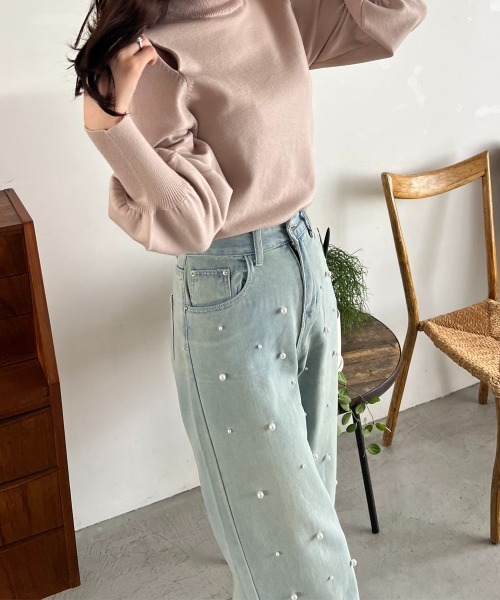 Rejoule(リジュール)の「パール付きワイドデニムパンツ(デニムパンツ・レディース・ライトブルー・M/S/L)」の10枚目の写真