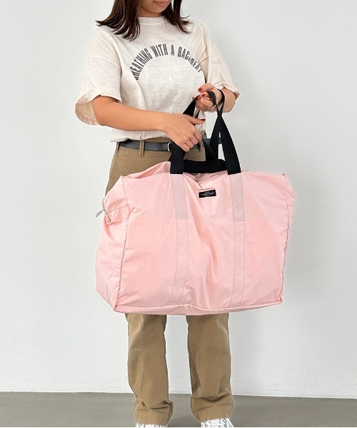TIMELESS COMFORT(タイムレスコンフォート)の「SOLEIL(ソレイユ)ウィークエンドボストンL(ボストンバッグ・レディース・ブラック/グレイッシュベージュ/カーキ系/テラコッタ/ブルー/レモンイエロー/ブラウン/グレー/ピンク/ライトブルー/オレンジ/ライム/ダークグレー/オフホワイト/マスタード/コバルトブルー/レッド・ONE SIZE)」の15枚目の写真