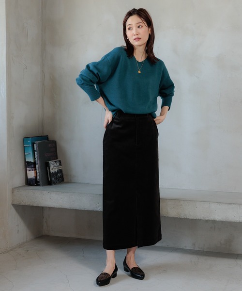 GLOBAL WORK（グローバルワーク）の「コーデュロイストレッチスカート/906751（スカート・レディース・スミクロ/グレー系その他3/モカ/グリーン系その他4/グレイッシュベージュ・LARGE/MEDIUM/SMALL）」の16枚目の写真