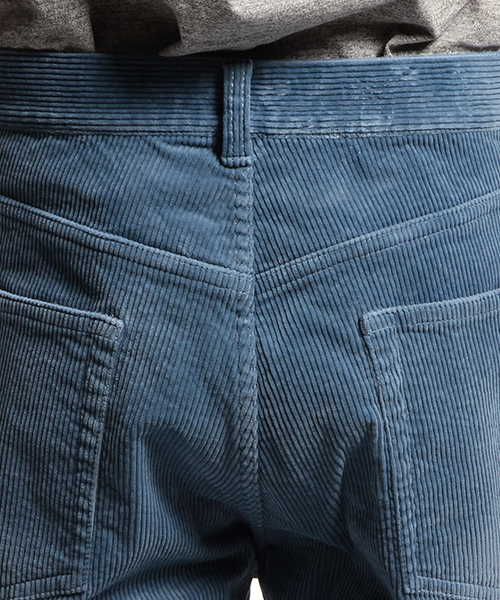 B:MING by BEAMS（ビーミングバイビームス）の「【OCEANS12月号掲載】ビーミング by ビームス / コーデュロイストレッチアンクルパンツ（その他パンツ・メンズ・ホワイト/グレー/サックスブルー/ネイビー・MEDIUM/LARGE/X-LARGE/SMALL）」の10枚目の写真