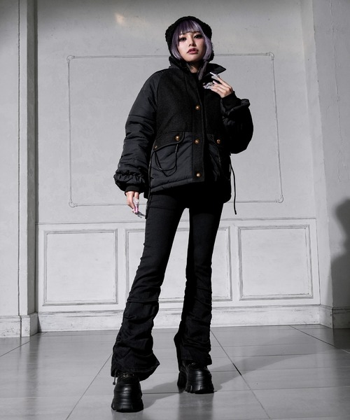 Diable baiser（ディアブルベーゼ）の「スタンドカラー中綿ジャケットコート（その他アウター・レディース・ブラック・MEDIUM/XX-LARGE/X-LARGE/LARGE）」の8枚目の写真