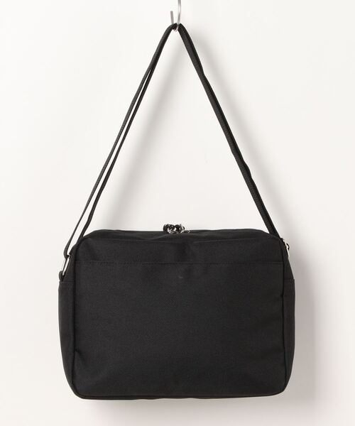 (What it isNt)ART BY MARKGONZALES(ワットイットイズント)の「【(What it isNt)ART BY MARKGONZALES / (ワットイットイズント) アートバイ マークゴンザレス 】 メッシュポケット ショルダーバッグ(ショルダーバッグ・メンズ・オフホワイト/ブラック/ブラック系その他/グレー・FREE)」の5枚目の写真