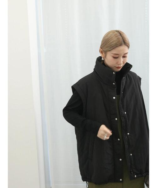 Samansa Mos2 blue(サマンサモスモスブルー)の「2wayキルトレス中綿ジャケット(ノーカラージャケット・レディース・キナリ/ブラック/ミント・F)」の21枚目の写真