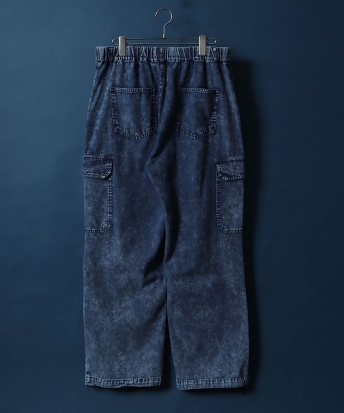 ANPAS（アンパス）の「Chemical Wash Denim Wide Balloon Cargo Pants/ケミカルウオッシュ デニム ワイドバルーン カーゴパンツ ヴィンテージ セットアップ対応（デニムパンツ・メンズ・ブルー/ブラック・L/M）」の4枚目の写真