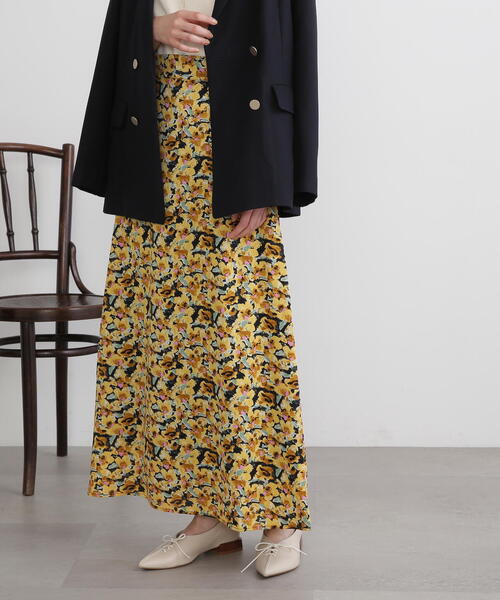 N.(N. Natural Beauty Basic)(エヌエヌナチュラルビューティーベーシック)の「◆ぼかしフラワープリントスカート(スカート・レディース・イエロー/ブルー・MEDIUM)」の4枚目の写真