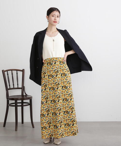 N.(N. Natural Beauty Basic)(エヌエヌナチュラルビューティーベーシック)の「◆ぼかしフラワープリントスカート(スカート・レディース・イエロー/ブルー・MEDIUM)」の5枚目の写真