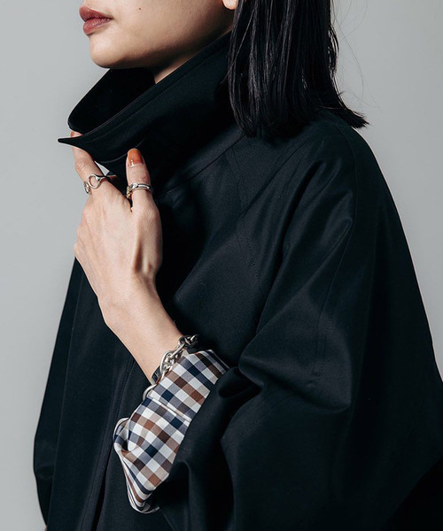 Aquascutum（アクアスキュータム）の「【別注】Aquascutum×LESSAGE ステンカラーコート（ステンカラーコート・レディース・ベージュ/ネイビー/ブラック・36/38）」の5枚目の写真