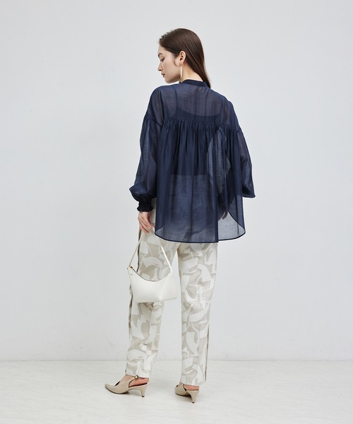 ROPE'（ロペ）の「【洗える】ブライトシアーブラウス（無地/レース）（シャツ/ブラウス・レディース・ホワイト/ネイビー/オフホワイト/ラベンダー・FREE）」の10枚目の写真