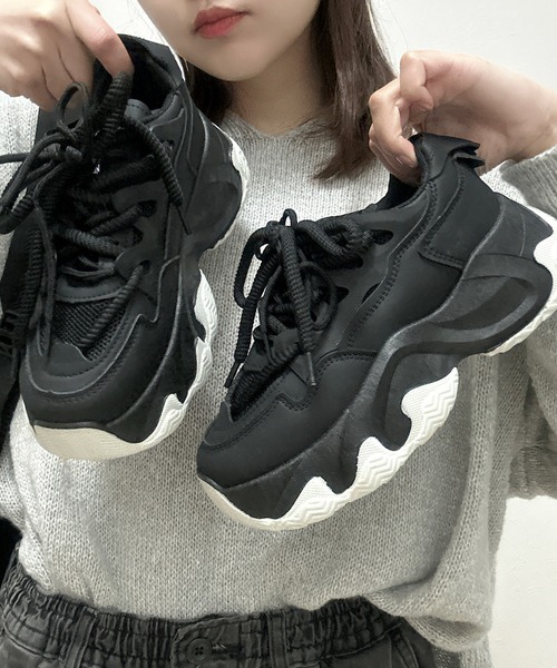 FGMM NICHE% ブラックスニーカー 厚底 FGMM 厚底スニーカー LOW BOOTS black & white - メルカリ