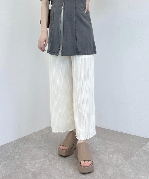 mysty woman(ミスティウーマン)の「テクスチャーイージーパンツ 113920(その他パンツ・レディース・ブラック/オフホワイト/グリーン系その他・FREE)」の20枚目の写真