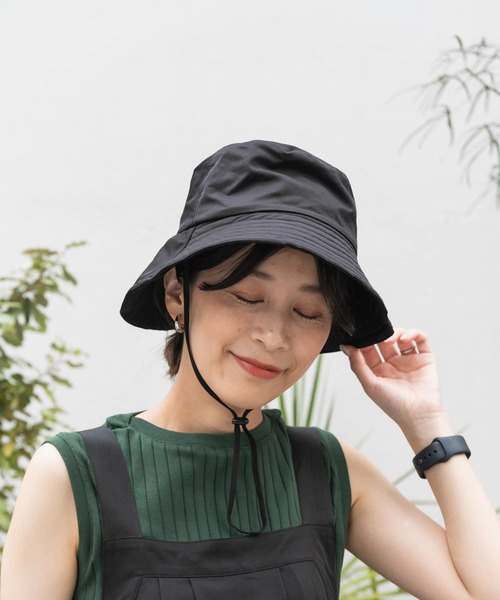 URBAN RESEARCH DOORS（アーバンリサーチドアーズ）の「撥水バケットハット（ハット・レディース・ライトベージュ/ブラック・-）」の2枚目の写真