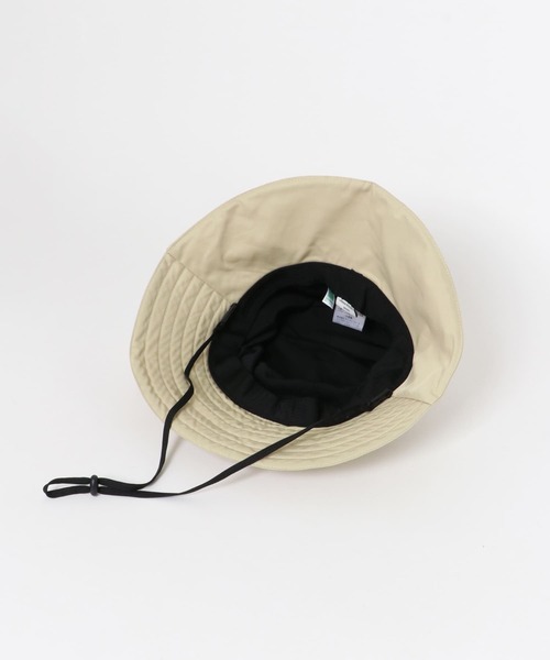 URBAN RESEARCH DOORS（アーバンリサーチドアーズ）の「撥水バケットハット（ハット・レディース・ライトベージュ/ブラック・-）」の4枚目の写真