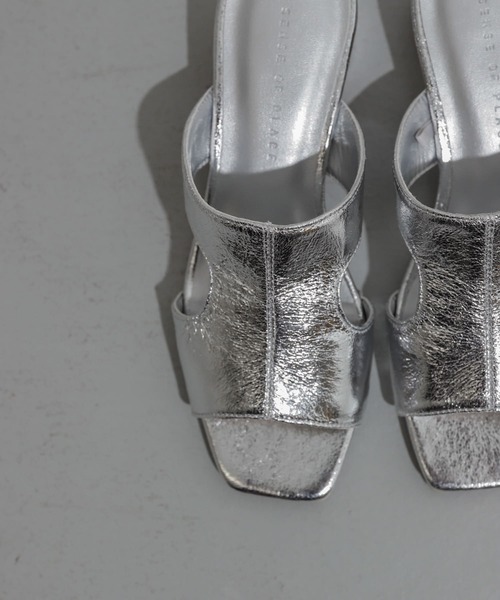 SENSE OF PLACE by URBAN RESEARCH（センスオブプレイスバイアーバンリサーチ）の「カットアウトメタリックミュール（サンダル・レディース・チャコールグレー/シルバー/ブラウン・SMALL/MEDIUM/LARGE）」の16枚目の写真