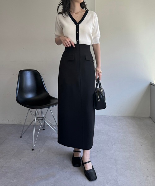 one after another NICE CLAUP（ワンアフターアナザーナイスクラップ）の「ハートボタンVネックカーディガン（カーディガン/ボレロ・レディース・オフホワイト/ホワイト×ブラック/ブラック系その他/イエロー/ホワイト系その他/ピンク・FREE）」の10枚目の写真