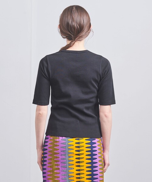 UNITED ARROWS（ユナイテッドアローズ）の「コットン フライス 5S Tシャツ（Tシャツ/カットソー・レディース・ホワイト/ブラック/ダークブラウン/その他1・FREE）」の9枚目の写真