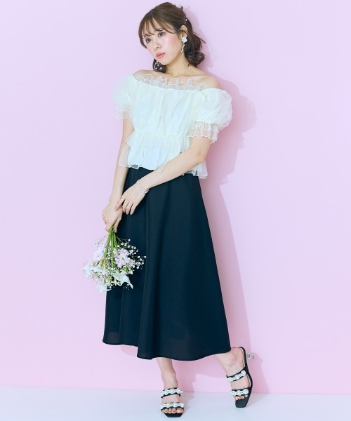 marun(マルン)の「<大きいサイズ> チュールギャザートップス marun(Tシャツ/カットソー・レディース・アイボリー/ブラック・L/LL/3L/4L/5L)」の6枚目の写真