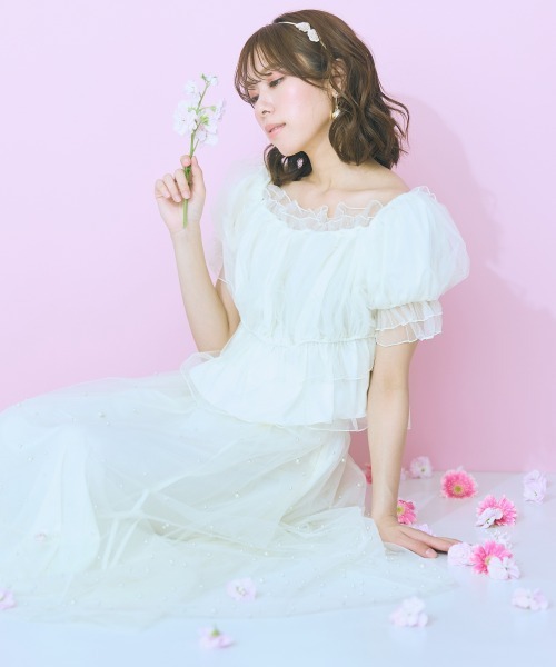 marun(マルン)の「<大きいサイズ> チュールギャザートップス marun(Tシャツ/カットソー・レディース・アイボリー/ブラック・L/LL/3L/4L/5L)」の3枚目の写真