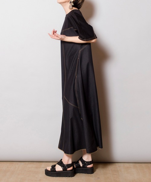OSMOSIS（オズモーシス）の「テンセルデニム切替ワンピース（ワンピース・レディース・ブラック/ブルー・ONE SIZE）」の18枚目の写真