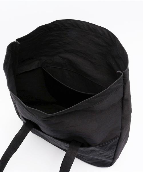 WHO'S WHO gallery（フーズフーギャラリー）の「KONBUトート（トートバッグ・メンズ・ホワイト/ブラック・FREE）」の11枚目の写真