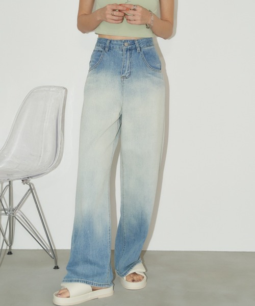 Auntie Rosa Holiday(アンティローザホリデー)の「グラデーションワイドルーズデニム(デニムパンツ・レディース・ブルー/ブラック・FREE)」の4枚目の写真