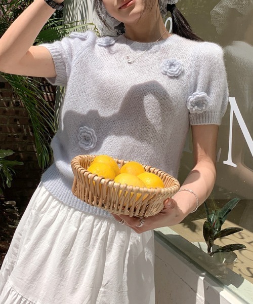 Vipoa(ヴィポア)の「flower decoration summer knit(ニット/セーター・レディース・アイボリー/ブルー・FREE)」の21枚目の写真