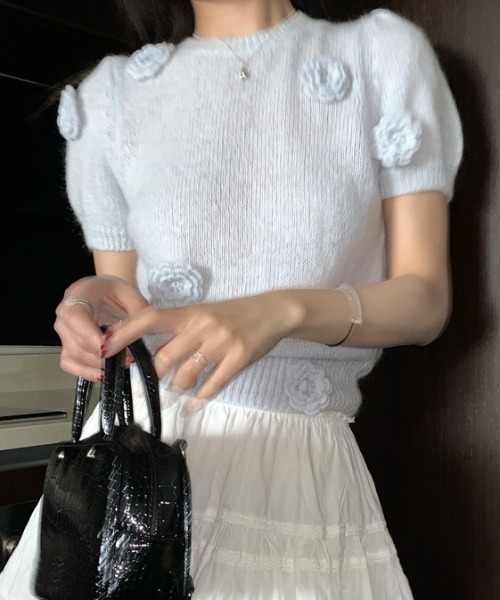 Vipoa(ヴィポア)の「flower decoration summer knit(ニット/セーター・レディース・アイボリー/ブルー・FREE)」の11枚目の写真
