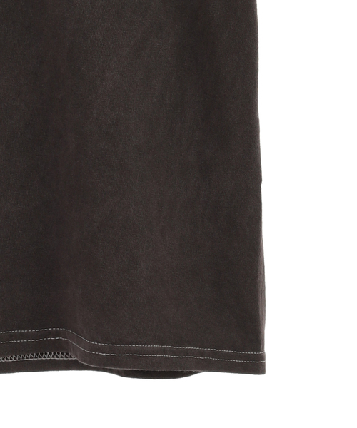 CONVERSE TOKYO(コンバーストウキョウ)の「PIGMENT DYE BACK PRINT TEE(Tシャツ/カットソー・レディース・ブルー/ホワイト/ブラック/パープル/ネイビー・MEDIUM/SMALL)」の18枚目の写真