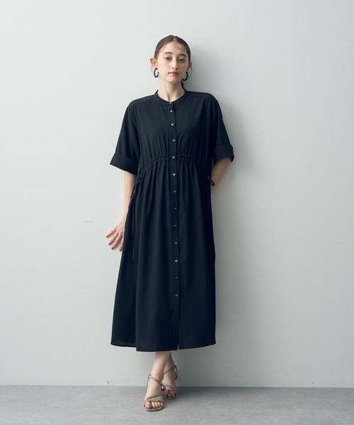 Editt by YECCA VECCA（エディットバイイェッカヴェッカ）の「ドロストデザインシャツワンピース（シャツワンピース・レディース・ブラック/カーキ/グリーン・FREE）」の2枚目の写真