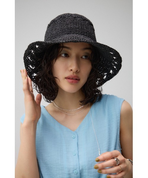 AZUL by moussy（アズールバイマウジー）の「オープンワークニッティングメッシュハット（キャップ・レディース・ブラック/ベージュ・FREE）」の3枚目の写真