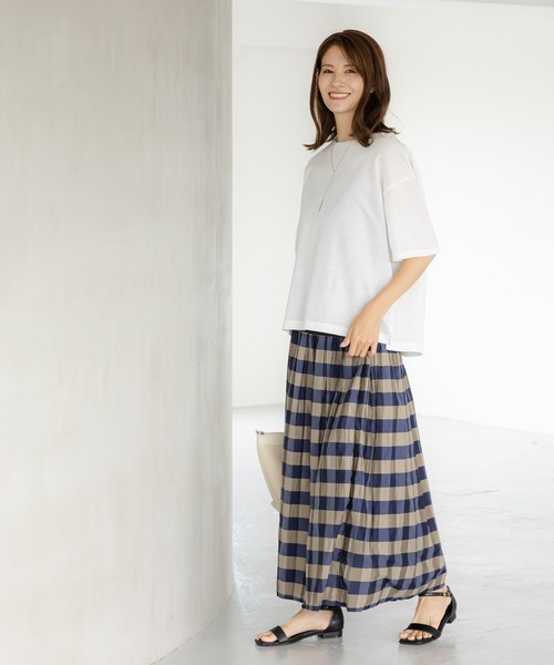 Elura（エルーラ）の「大人シアリラックスTシャツ/133649（Tシャツ/カットソー・レディース・ブラック/ベージュ/ホワイト・FREE）」の21枚目の写真