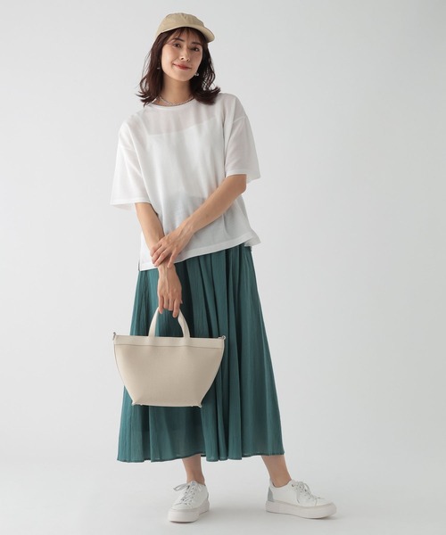 Elura（エルーラ）の「大人シアリラックスTシャツ/133649（Tシャツ/カットソー・レディース・ブラック/ベージュ/ホワイト・FREE）」の18枚目の写真