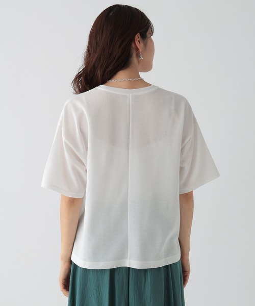 Elura（エルーラ）の「大人シアリラックスTシャツ/133649（Tシャツ/カットソー・レディース・ブラック/ベージュ/ホワイト・FREE）」の13枚目の写真