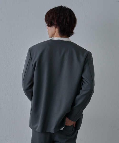 COLONY 2139（コロニートゥーワンスリーナイン）の「ウォッシャブルケアノーカラージャケット（ノーカラージャケット・メンズ・グレー/ブラック・LARGE/MEDIUM）」の9枚目の写真