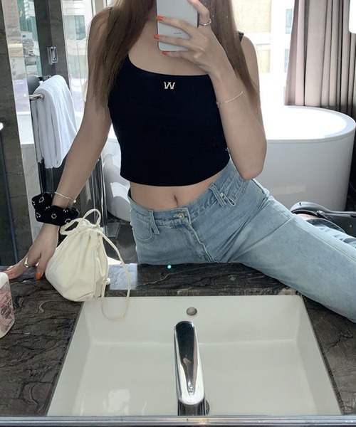 meJane（ミージェーン）の「カップ付き シルバーWマークロゴ クロップドタンクトップ（タンクトップ・レディース・ホワイト/ブラック・FREE）」の10枚目の写真