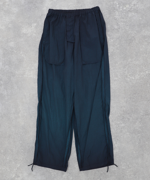 ATON（エイトン）の「ATON (エイトン) HANDE DYED NYLON OVER PANTS PRAGCW0204（スラックス・メンズ・ブラック/ネイビー・4/6）」の13枚目の写真