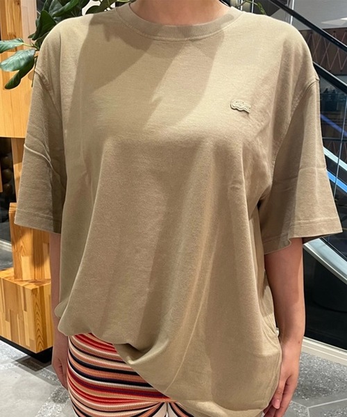 LACOSTE(ラコステ)の「ヘビーウェイト エッセンシャル ウォッシュド加工 半袖Tシャツ(Tシャツ/カットソー・メンズ・ベージュ/ブラック/ライトブルー・M/L/XL/S/XS)」の19枚目の写真