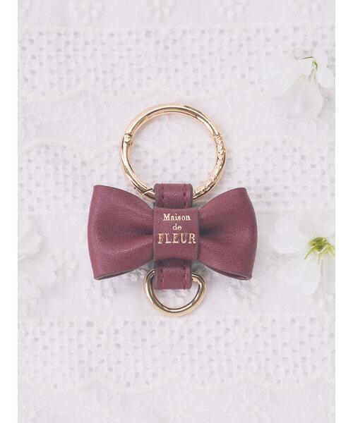 Maison de FLEUR（メゾンドフルール）の「イニシャルバッグチャーム