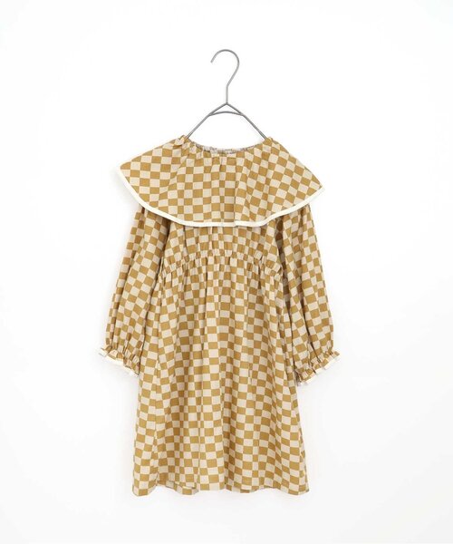 p.premier（ピードットプルミエ）の「イロチ買いしたい衿フリルのワンピース（ワンピース・キッズ・チャコール/イエロー/ブラウン/グリーン/ピンク/レッド・80/90/100/110/120/130/140）」の5枚目の写真