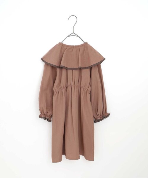 p.premier（ピードットプルミエ）の「イロチ買いしたい衿フリルのワンピース（ワンピース・キッズ・チャコール/イエロー/ブラウン/グリーン/ピンク/レッド・80/90/100/110/120/130/140）」の7枚目の写真