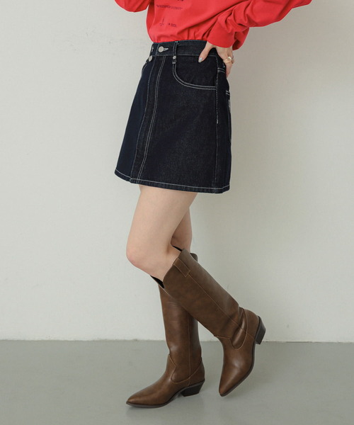SENSE OF PLACE by URBAN RESEARCH(センスオブプレイスバイアーバンリサーチ)の「シシュウデニムミニスカート(スカート・レディース・ワンウォッシュ/ライトインディゴブルー・SMALL/MEDIUM)」の4枚目の写真