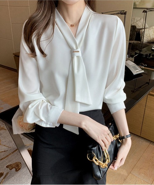 BLANC FICELLE(ブランフィセル)の「リボンシャツ(シャツ/ブラウス・レディース・アイボリー/ブルー/ピンク・M/L/XL/S)」の10枚目の写真