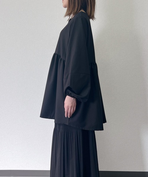 reca（レカ）の「ペプラムギャザーノーカラージャケット（スーツジャケット・レディース・グレイッシュベージュ/ブラック/ネイビー/サンドベージュ/ベージュ・M/L）」の15枚目の写真