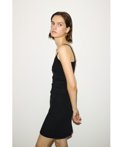 THROW by SLY（スローバイスライ）の「THROW　RIB HG BARE TOP リブ ハイゲージ ブラ トップ（キャミソール・レディース・キャメル/ブラック・FREE）」の4枚目の写真