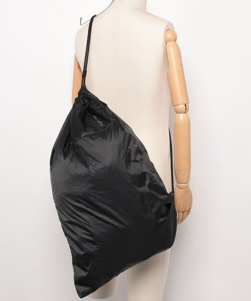 EagleCreek(イーグルクリーク)の「EagleCreek/Packable Laundry Sack/パッカブル ドローストリング(エコバッグ/サブバッグ・メンズ・グレー/ブラック・FREE)」の10枚目の写真