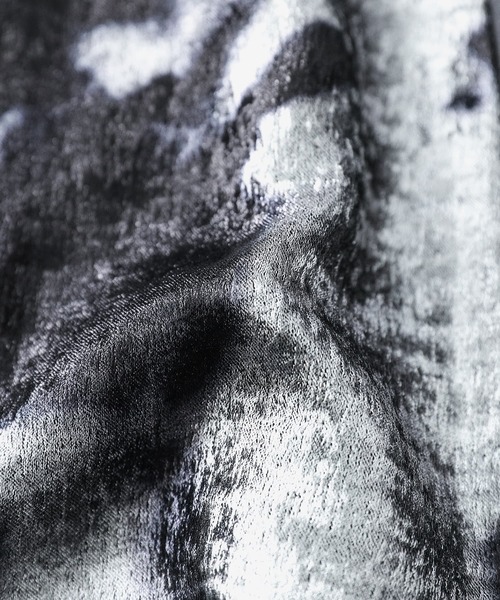 kOhAKU（コハク）の「『箔プリント切替フレアスカート』（スカート・レディース・ブラック/グレー・1/2）」の20枚目の写真