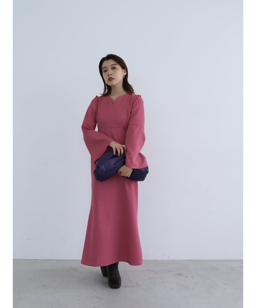 Katrin TOKYO（カトリーントーキョー）の「frill detail bell sleeve slit onepiece（ワンピース・レディース・ローズ・S-Short）」の5枚目の写真