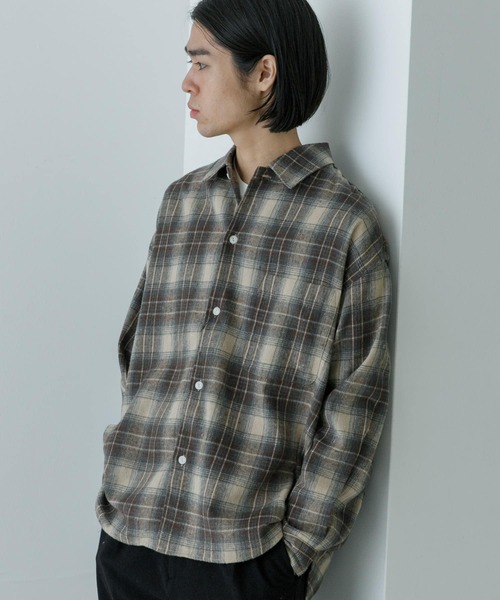 URBAN RESEARCH(アーバンリサーチ)の「オンブレーネルシャツ(シャツ/ブラウス・メンズ・ブラック/ブラウン・MEDIUM/LARGE)」の2枚目の写真