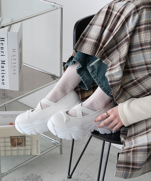 Wildfox x Jeffrey Campbellコラボ バレエシューズ 白 Wildfox x Jeffrey Campbellコラボ バレエシューズ 白 - メルカリ