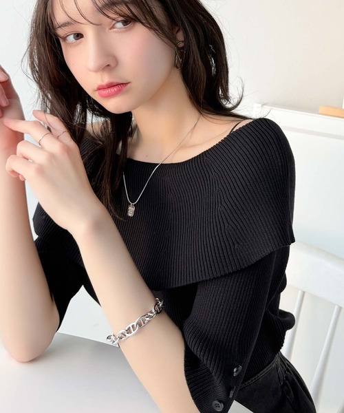classicalelf(クラシカルエルフ)の「大人フェミニンな着こなし。オフショルリブニット(半袖)(Tシャツ/カットソー・レディース・グレイッシュベージュ/ブラック/オフホワイト/ブルー・X-LARGE/SMALL/MEDIUM/LARGE)」の19枚目の写真